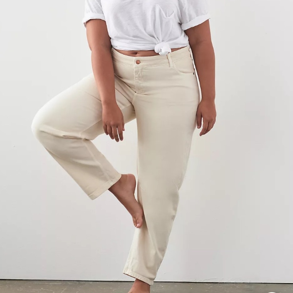 Anthropologie Barrel Jeans Pilcro The Bow Boyfriend Jeans